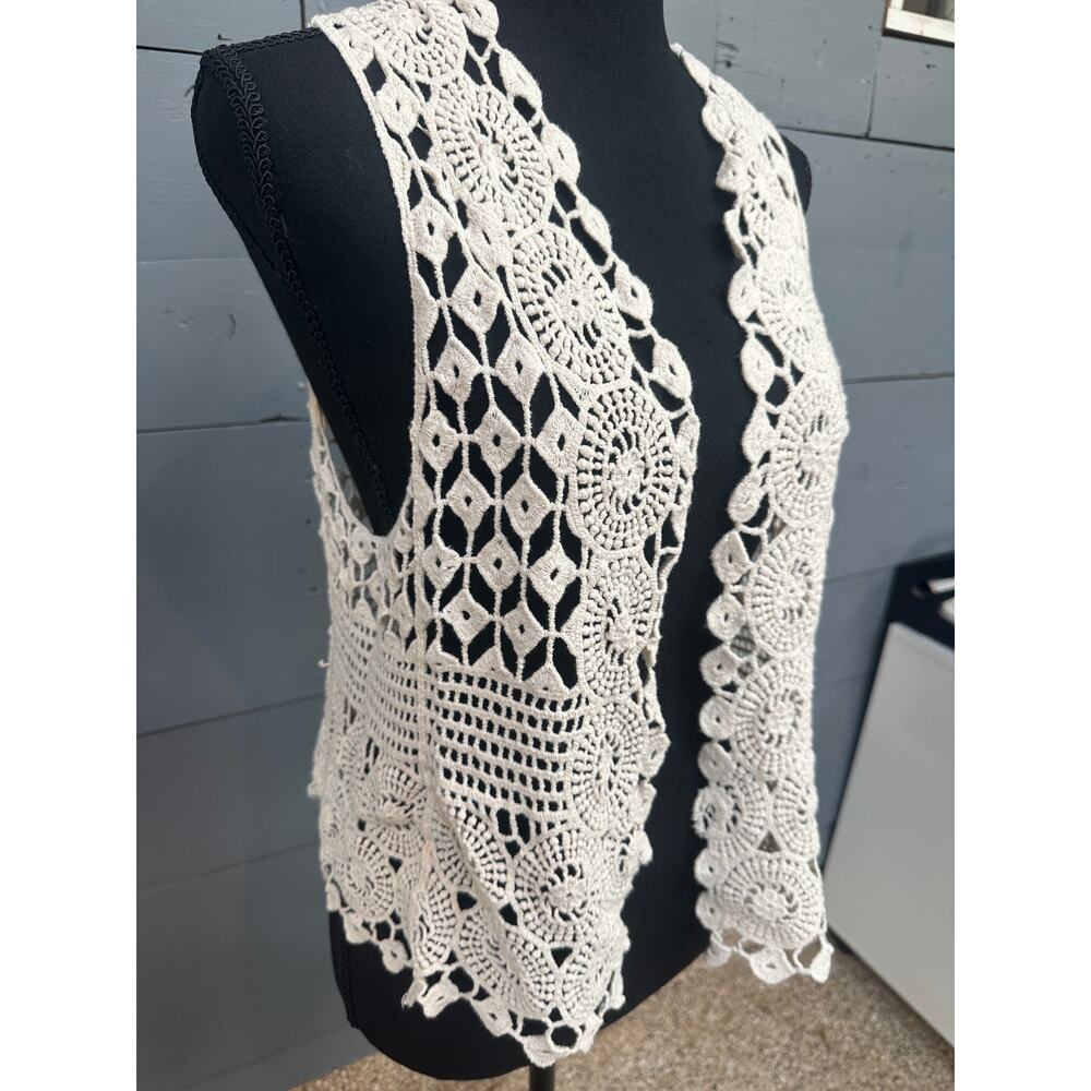 Rebellion Cream Crochet Vest Small - Picture 3 of 8